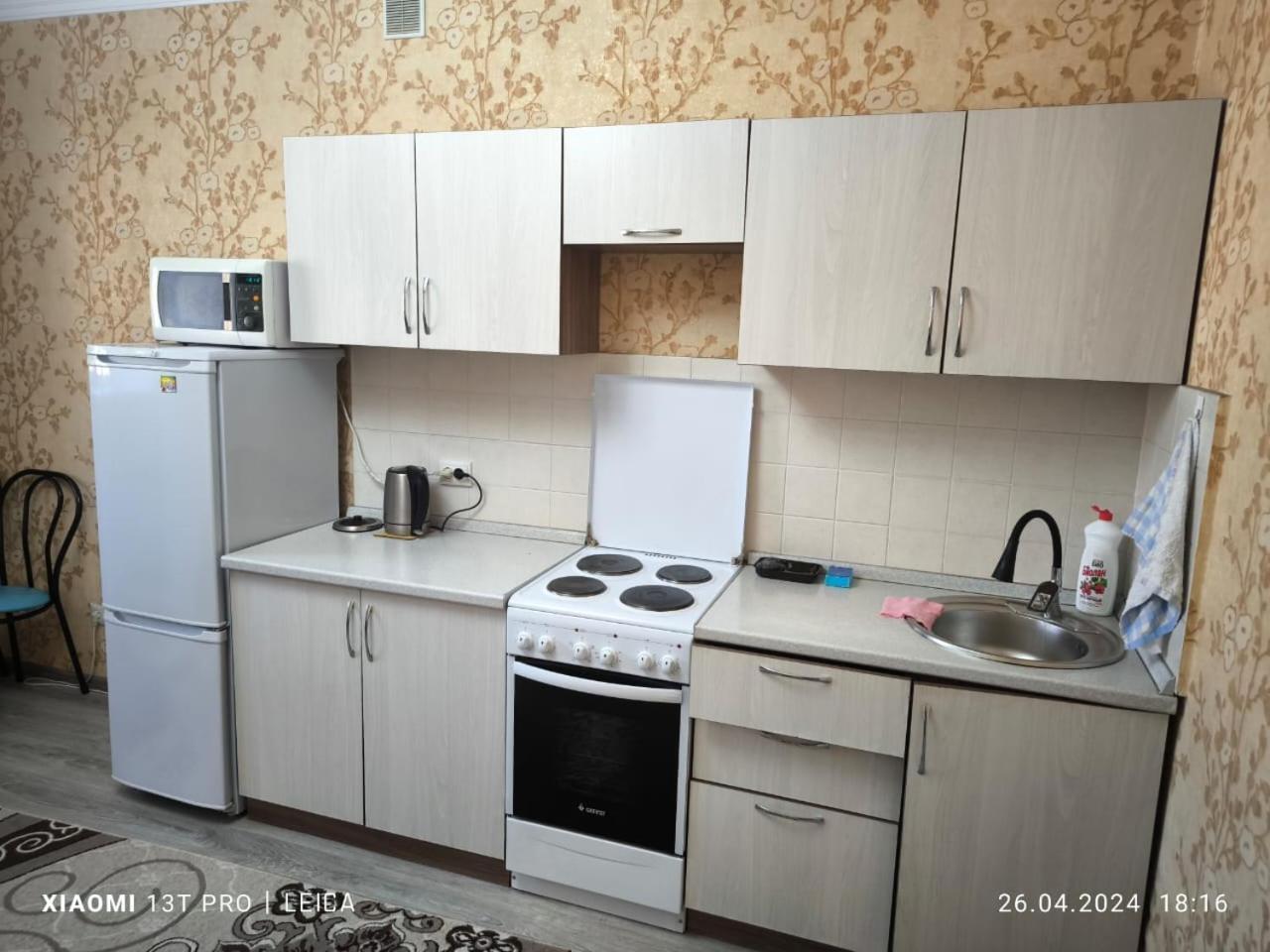 Уютная Квартира Комфорт Класса112 Asztana Kültér fotó